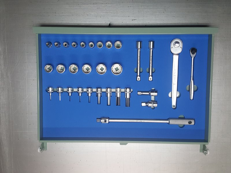 定置管理用引き出し内工具緩衝材
