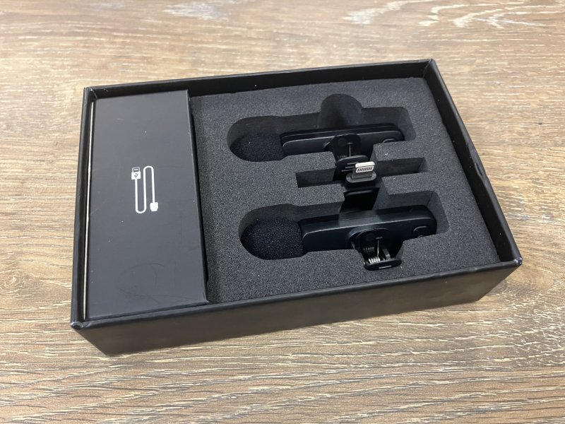 イヤホン緩衝材化粧箱