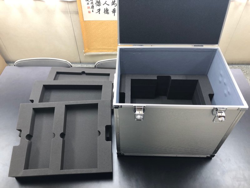 体力測定器持ち運び用アルミケース緩衝材